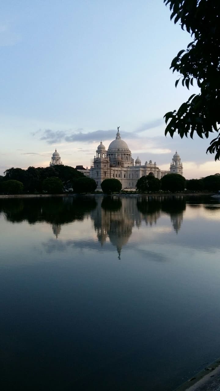 Victoria Memorial in the evening