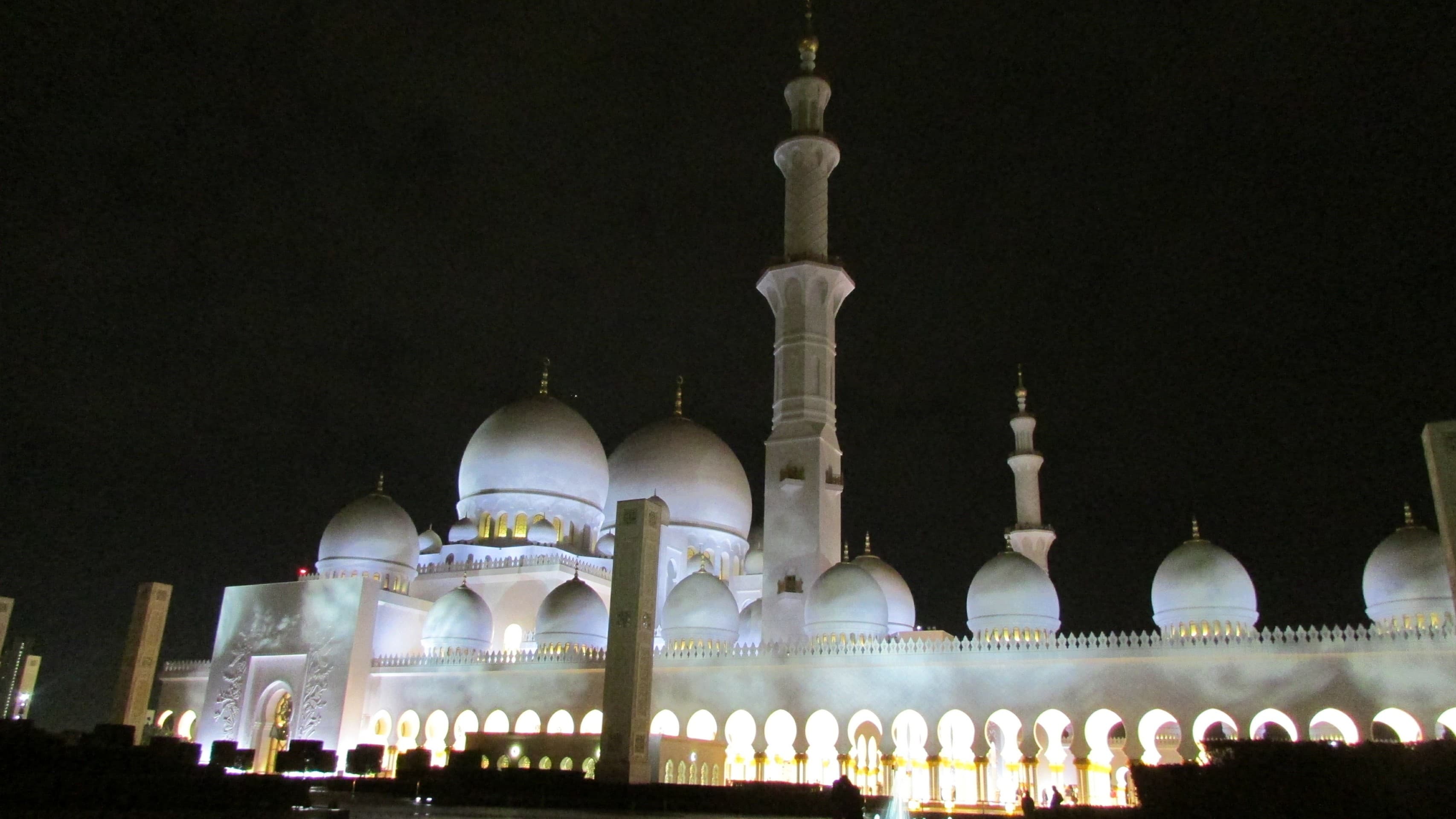 Абу-Даби мечеть Sheikh Zayed Grand Mosque