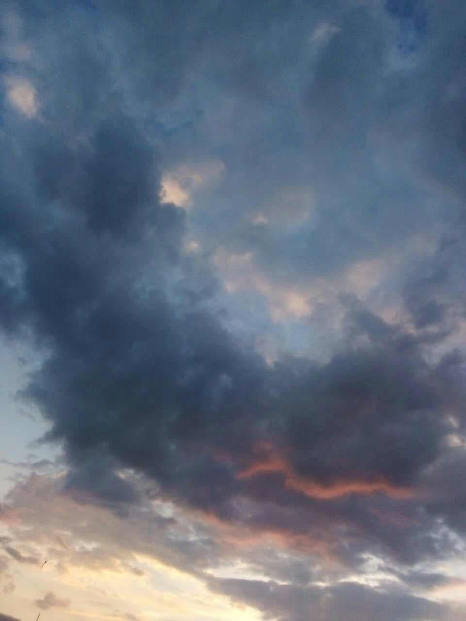 The sky of Borujerd city