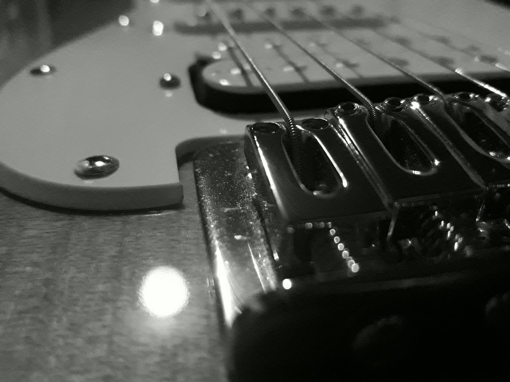 ShineString