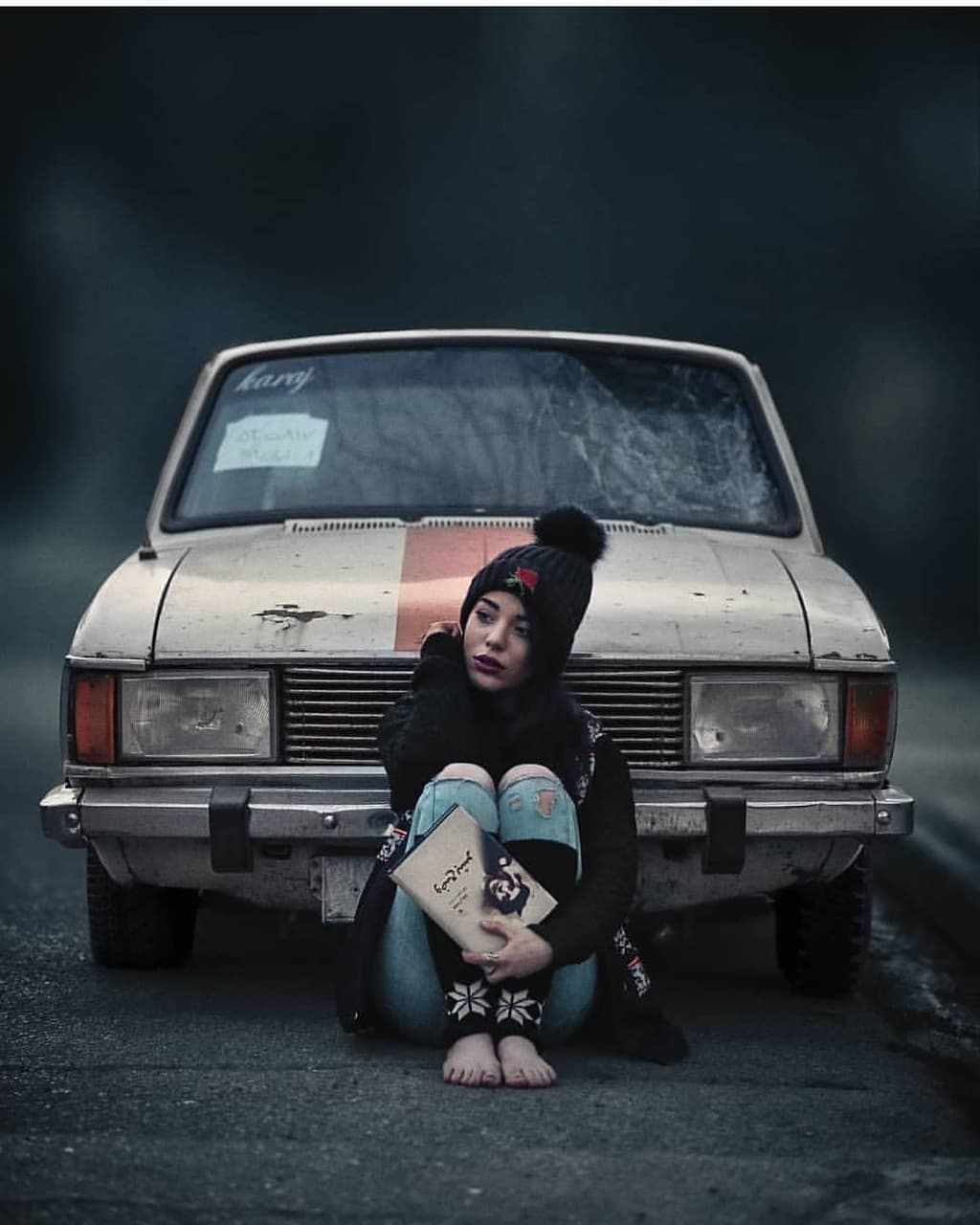 girl car