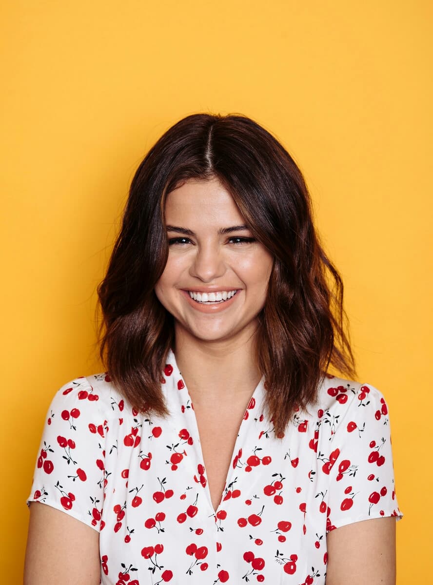 @selenagomez