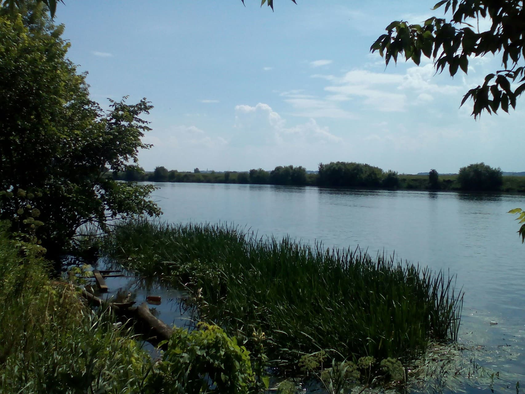 река