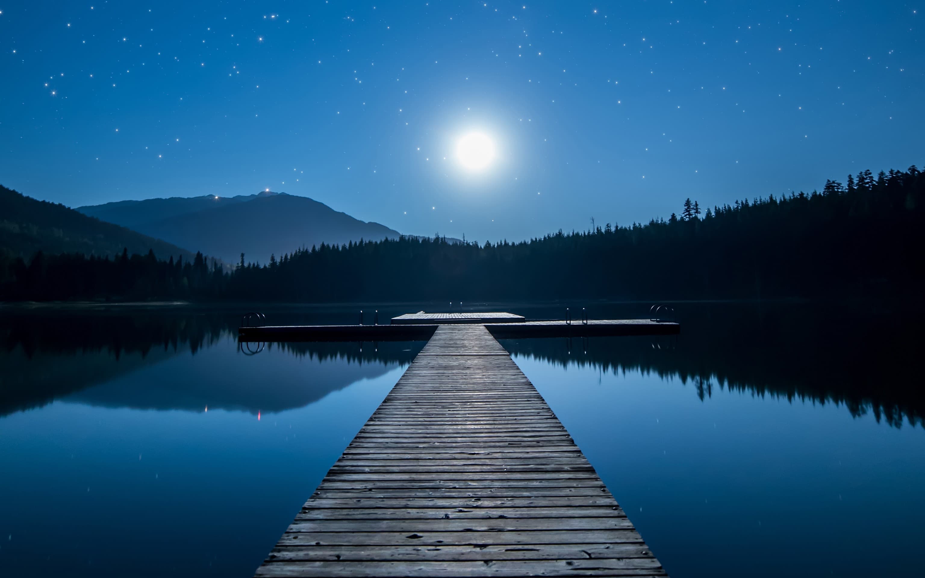 Lake moon