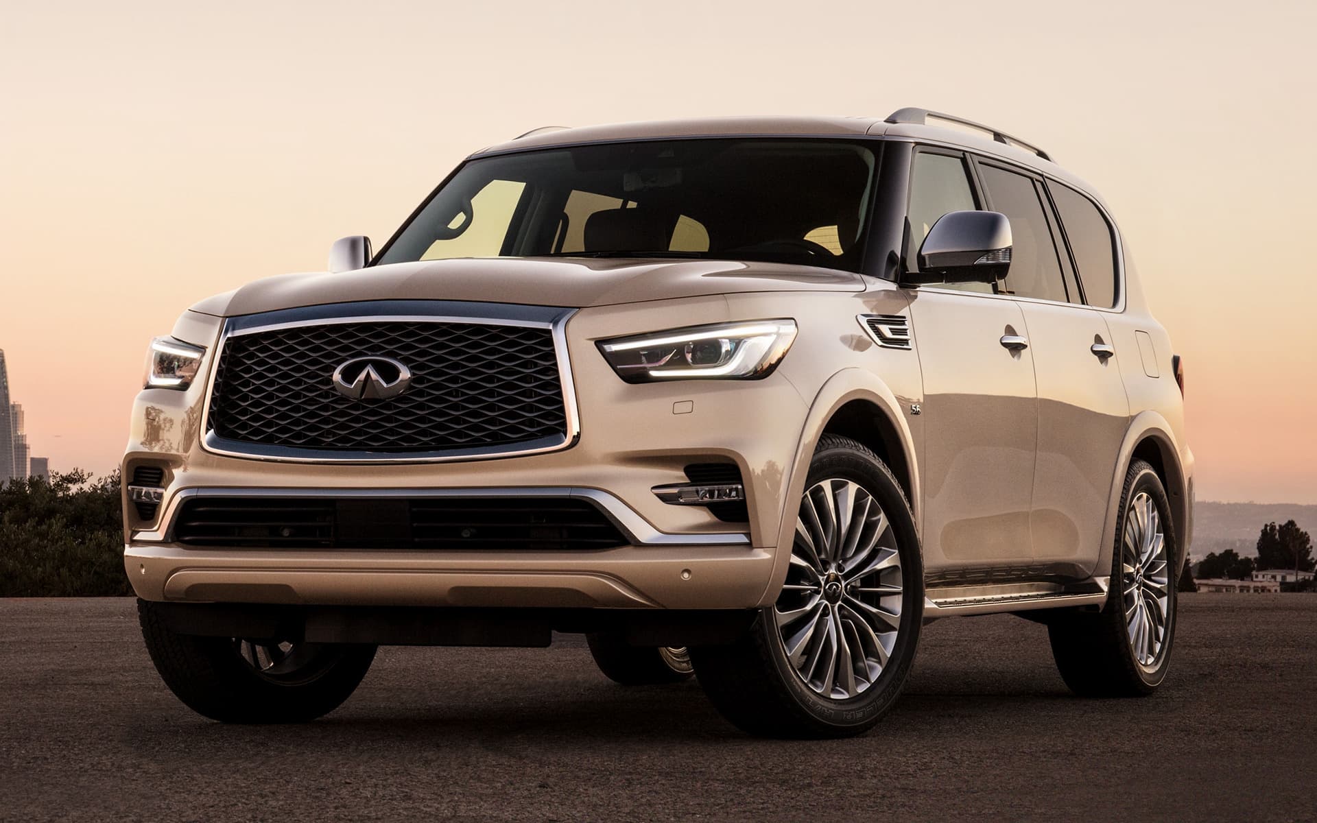 Infiniti QX80