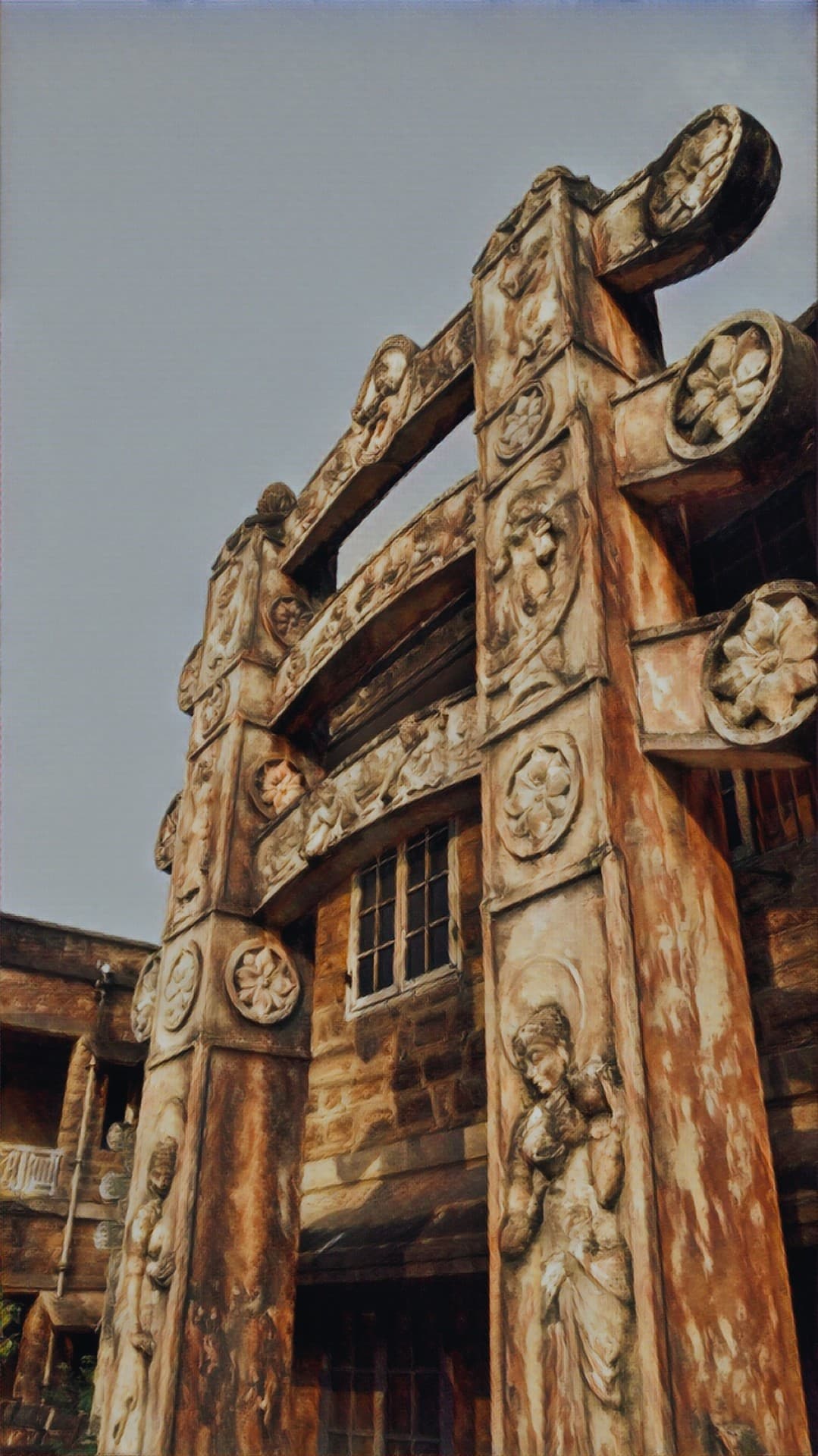statues