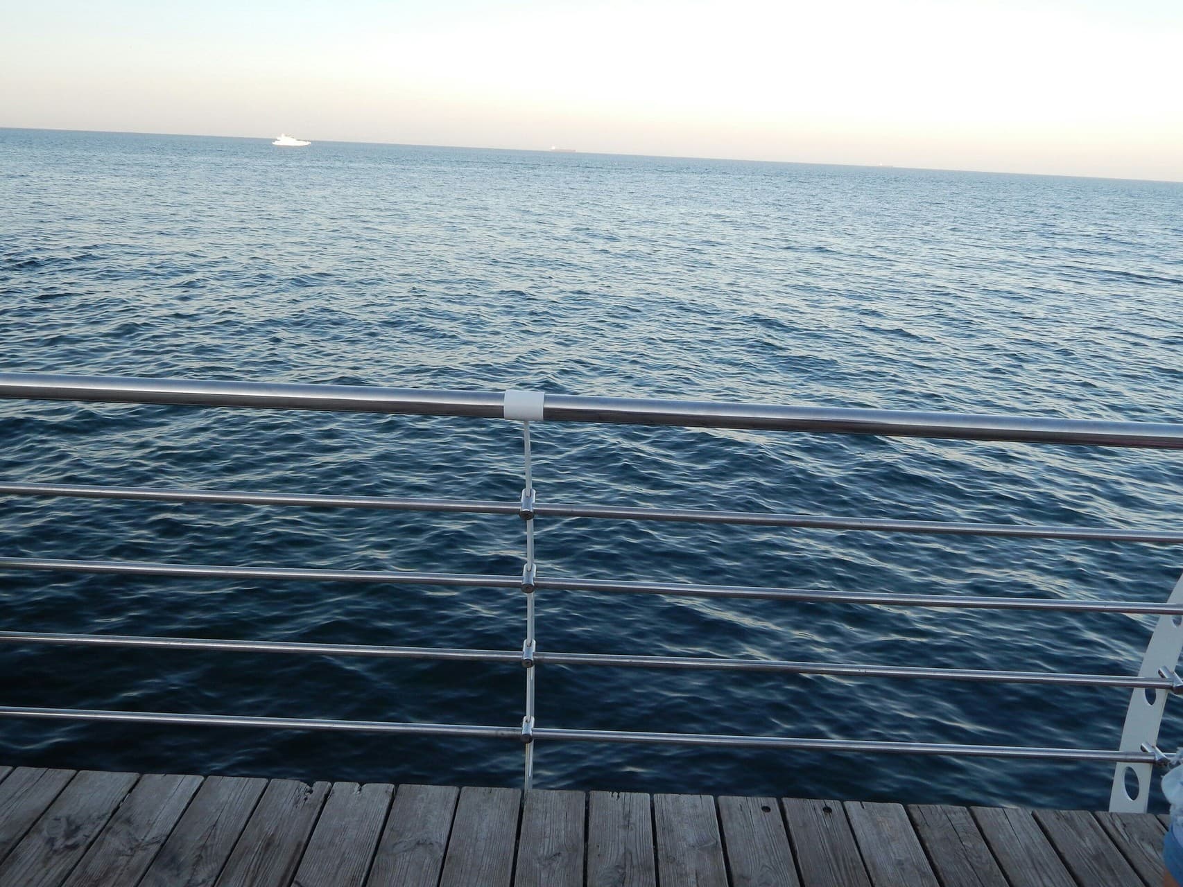 Море