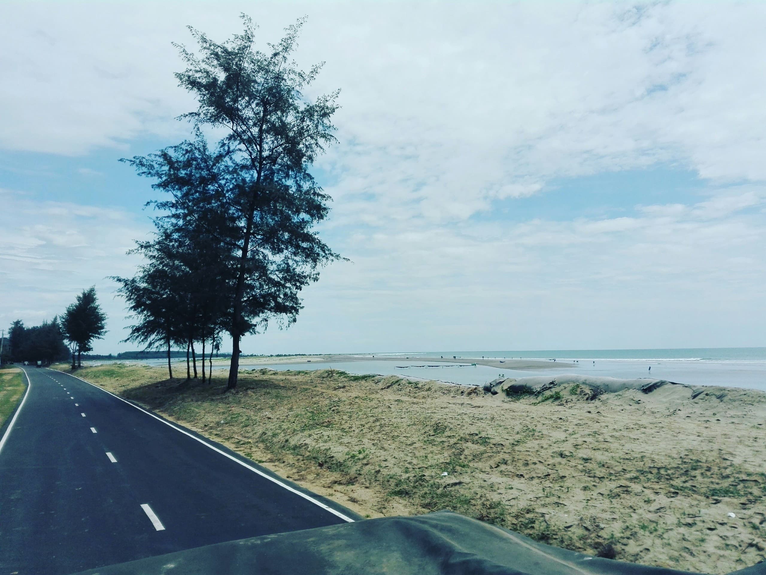 Road to Inani...