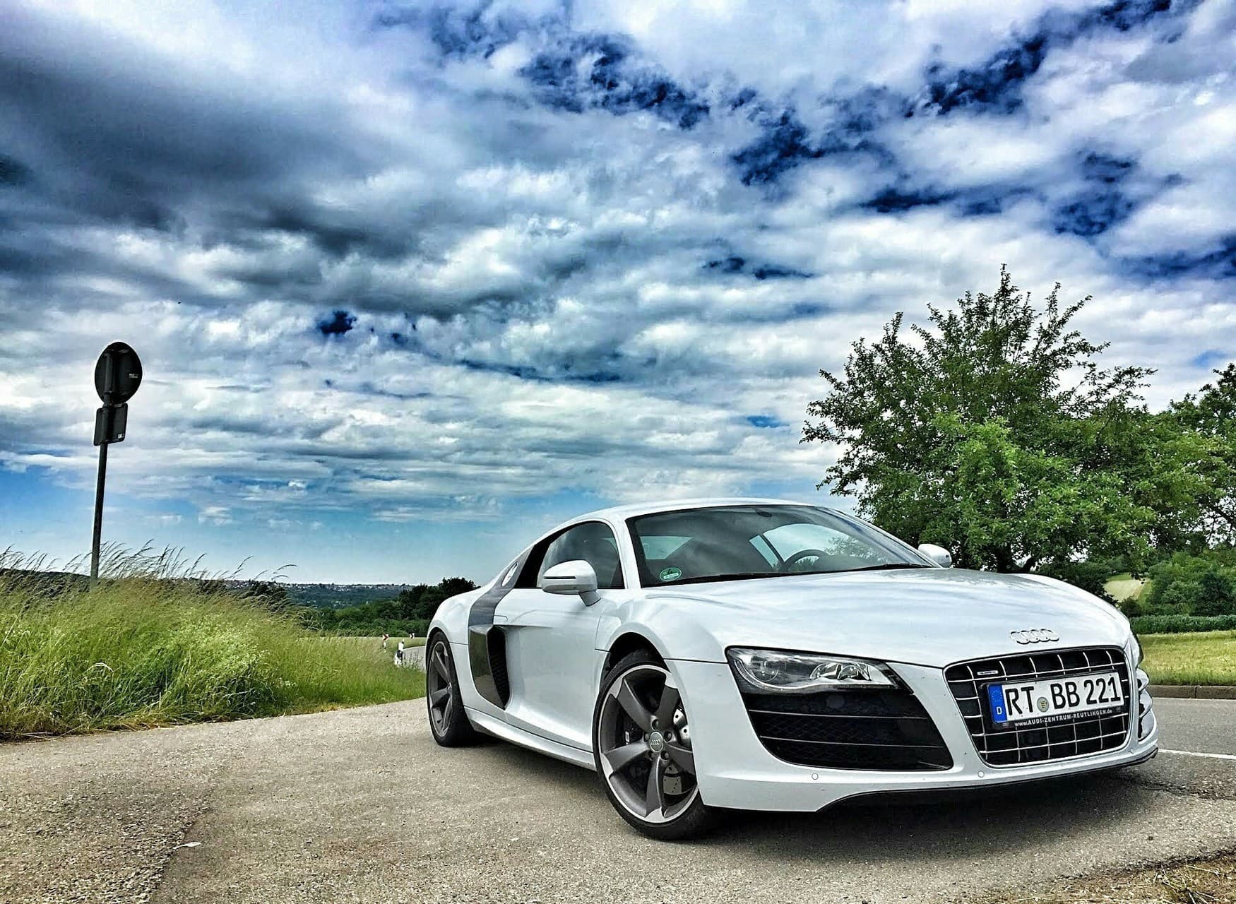 r8