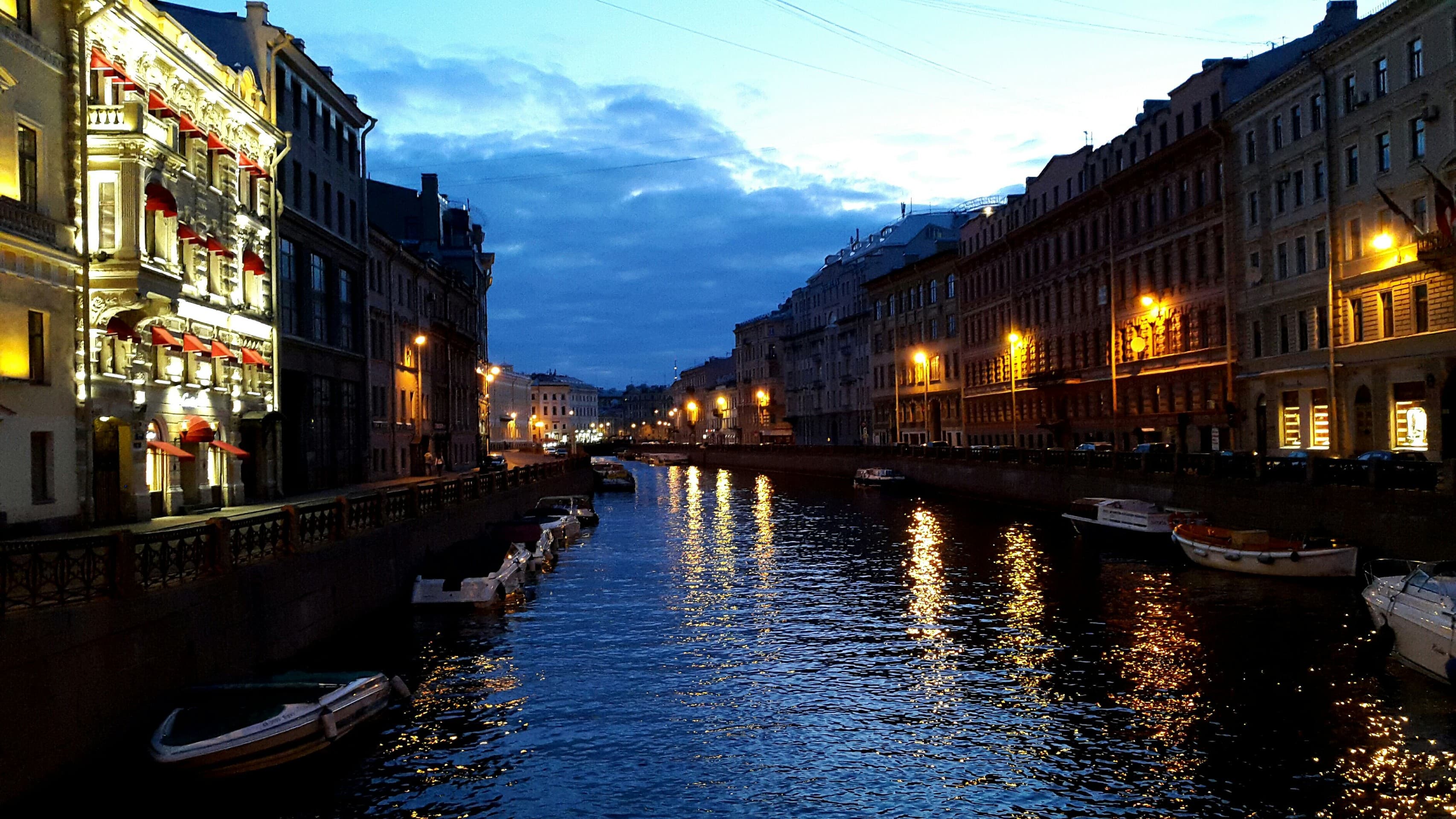 Saint-Petersburg
