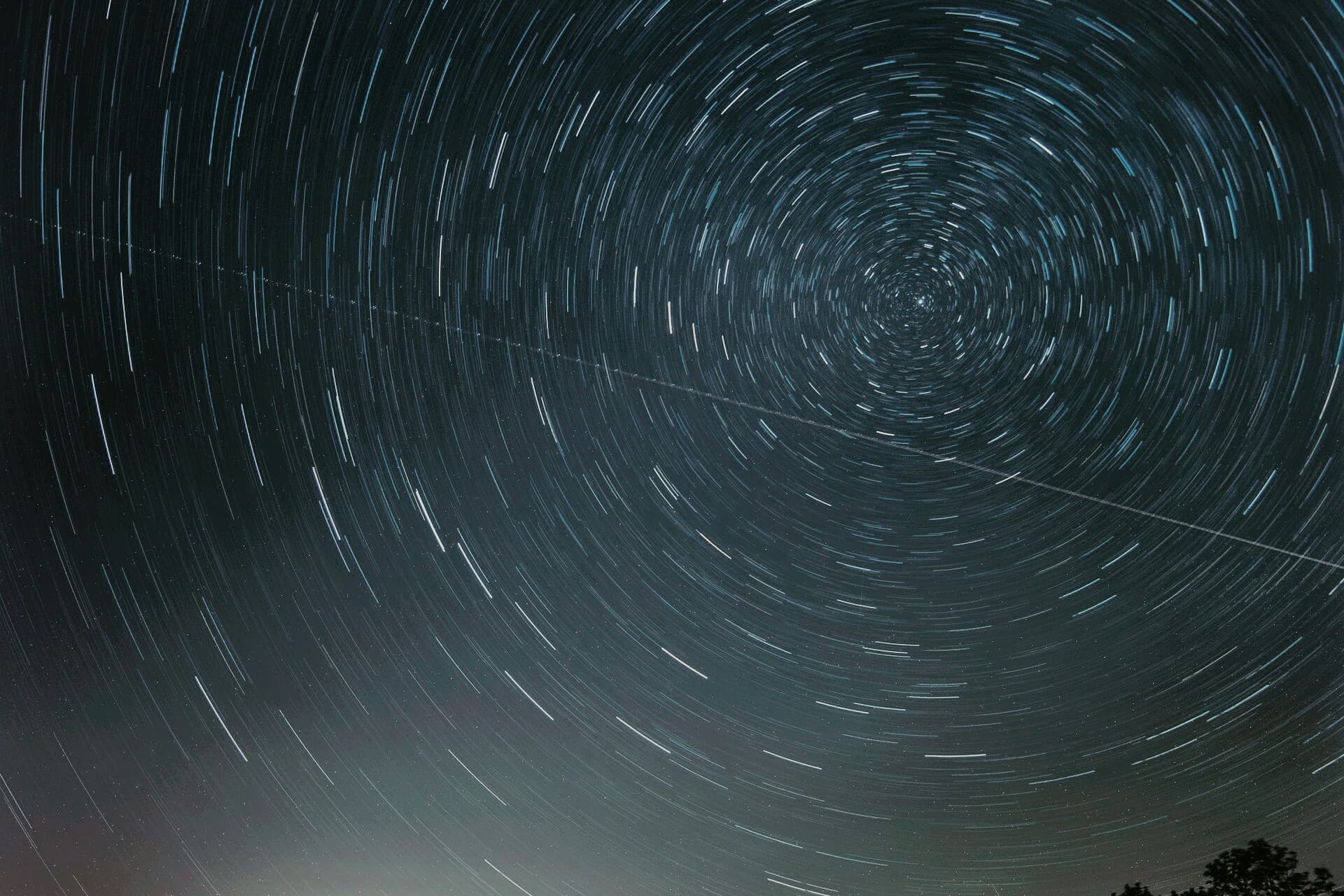 STARTRAILS