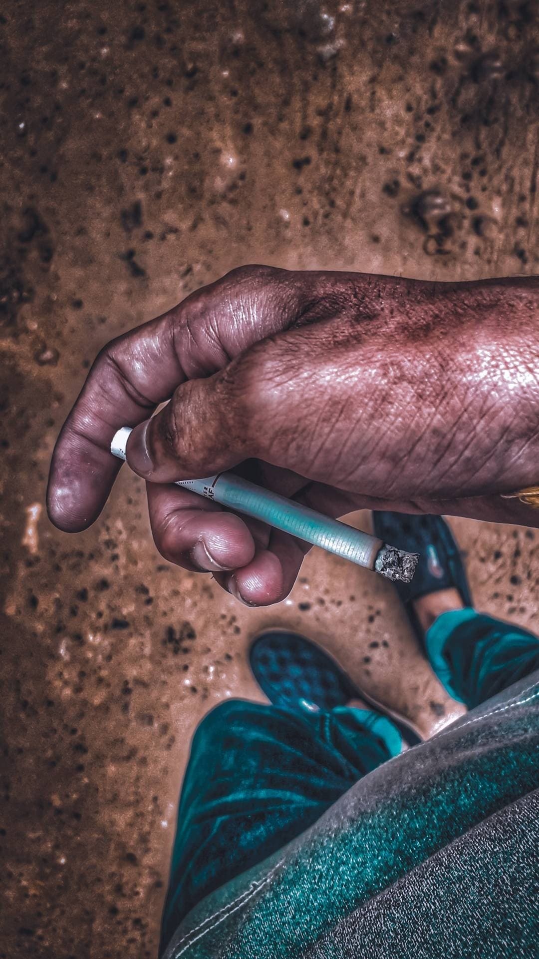 Cigarette