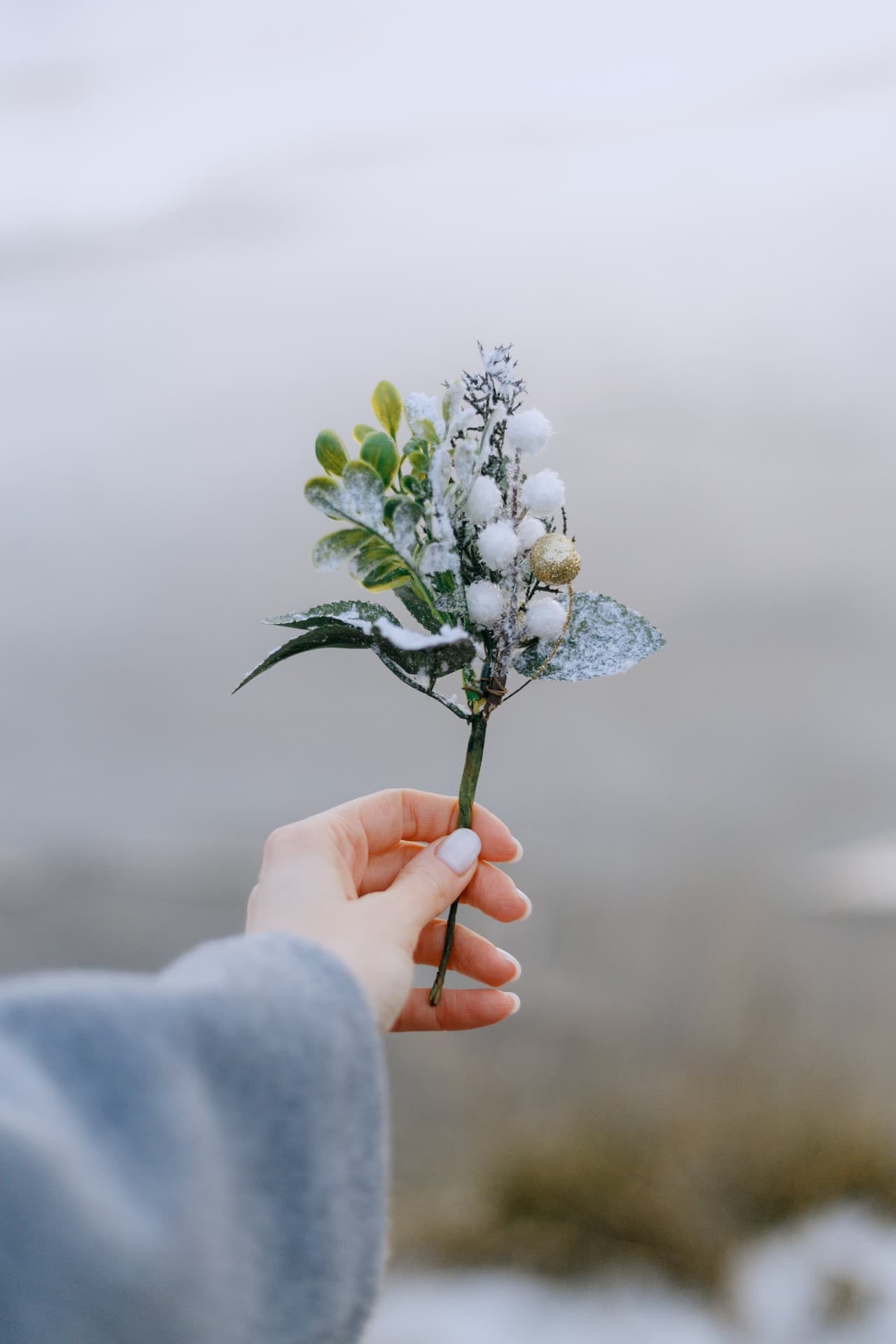 hand flower