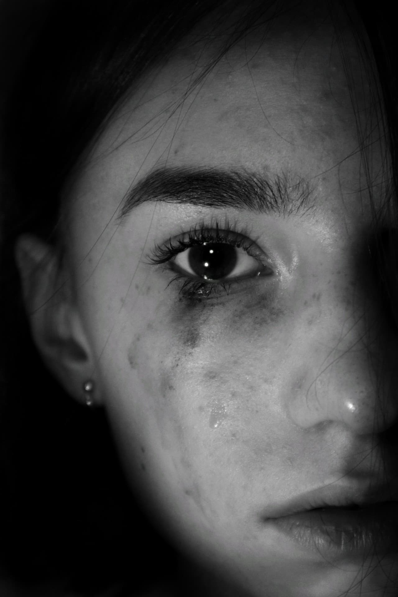 crying girls