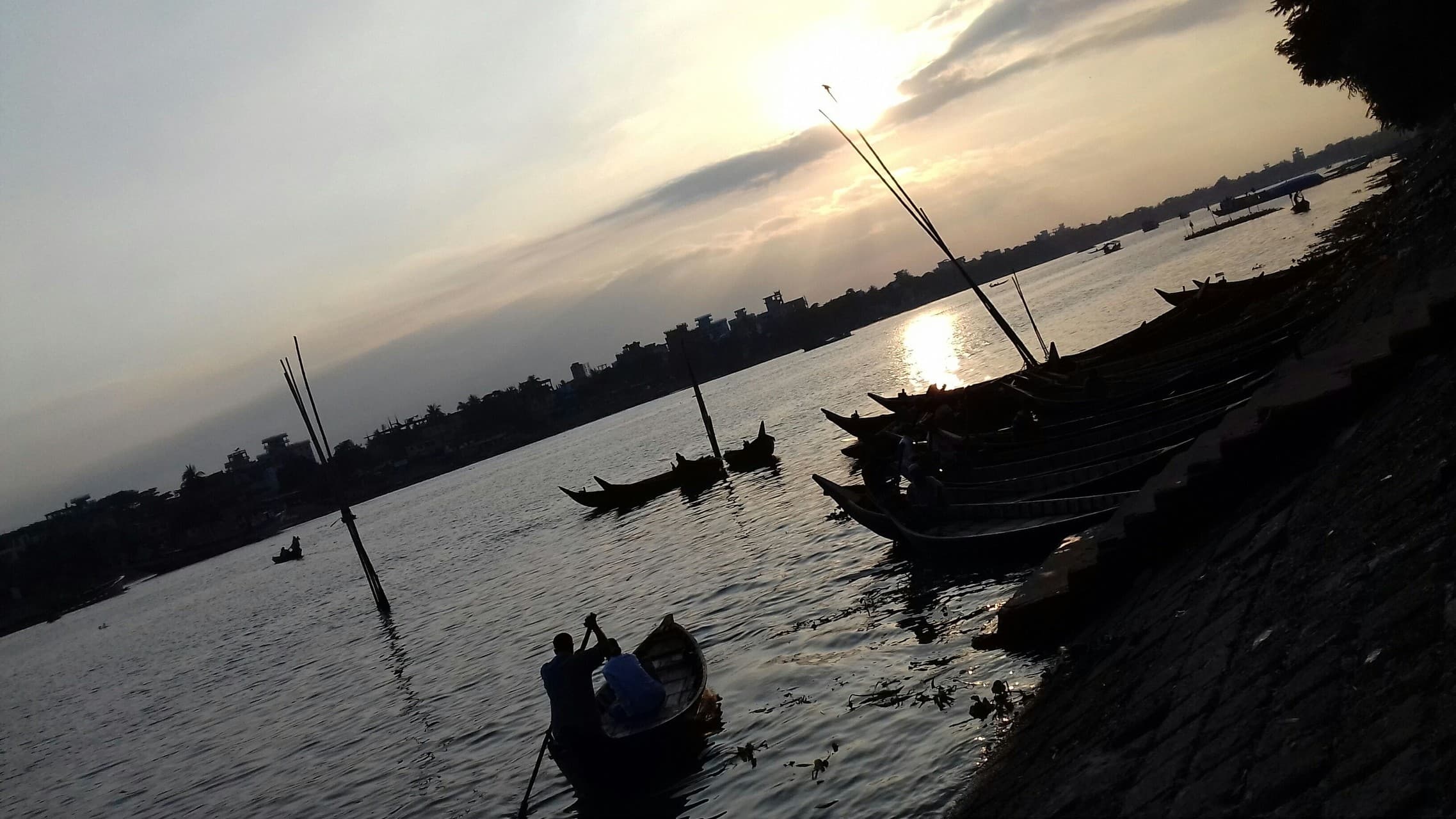 boats of River side