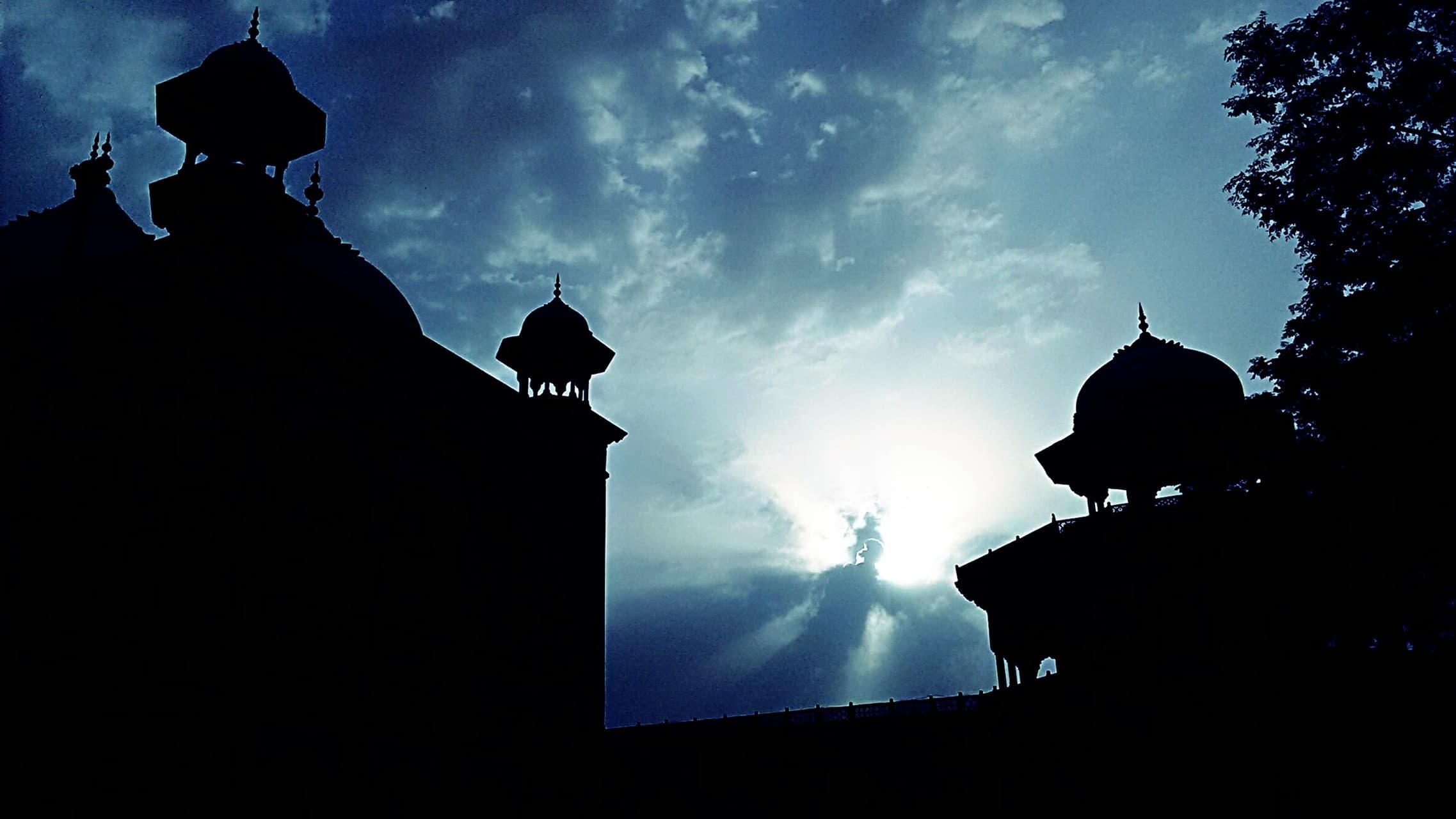 Red fort Agra.....