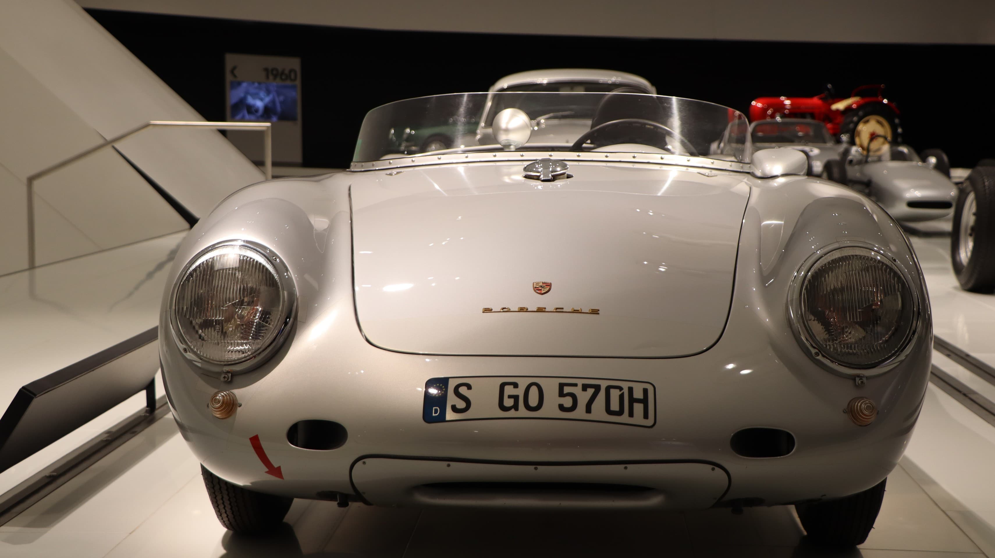 Ausflug zum Porsche Museum in Stuttgart-Zuffenhausen